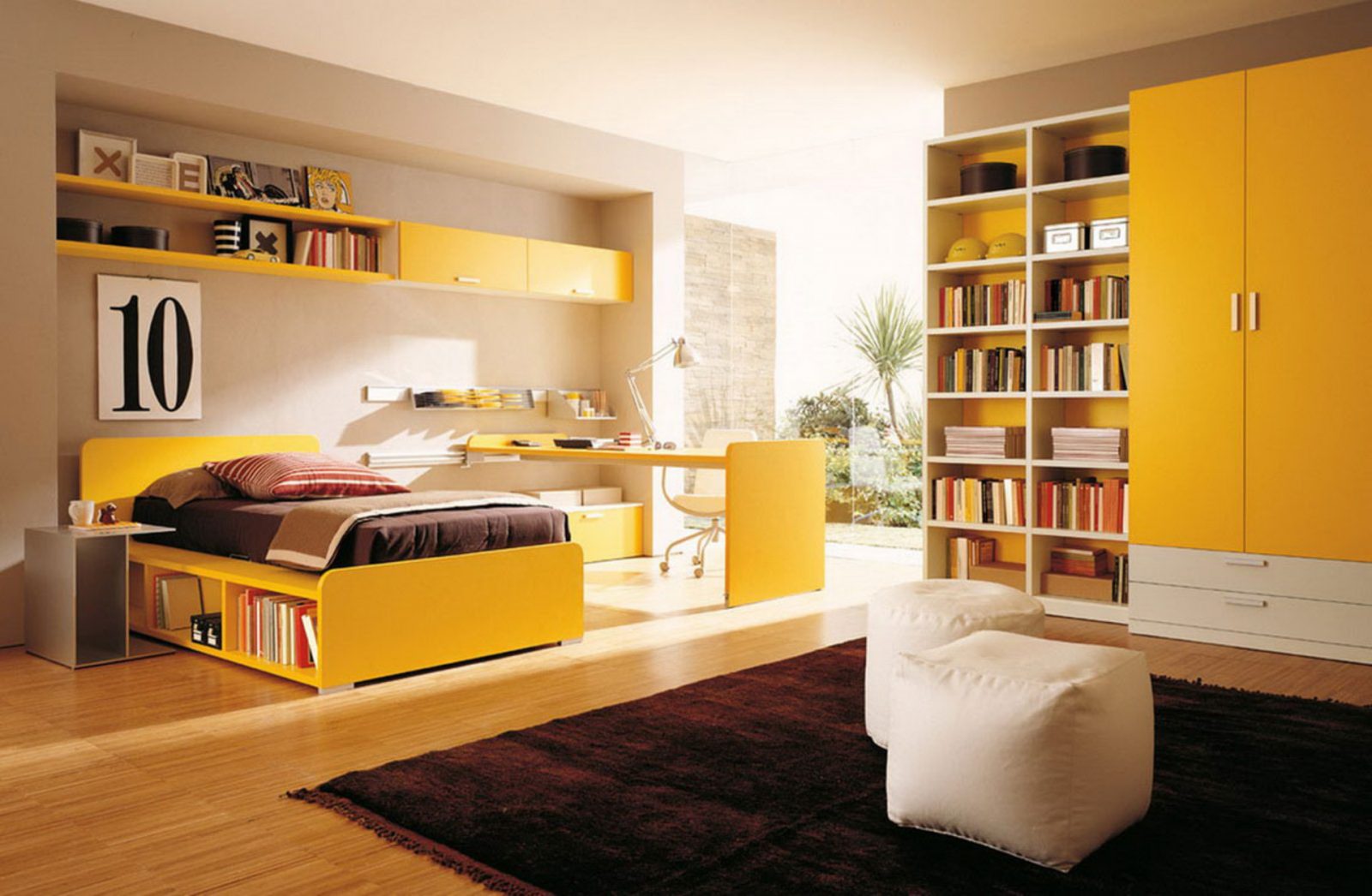 Dormitorio infantil amarillo